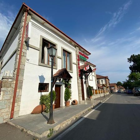 Hotel Aragvi Mtsʼkhetʼa Екстериор снимка