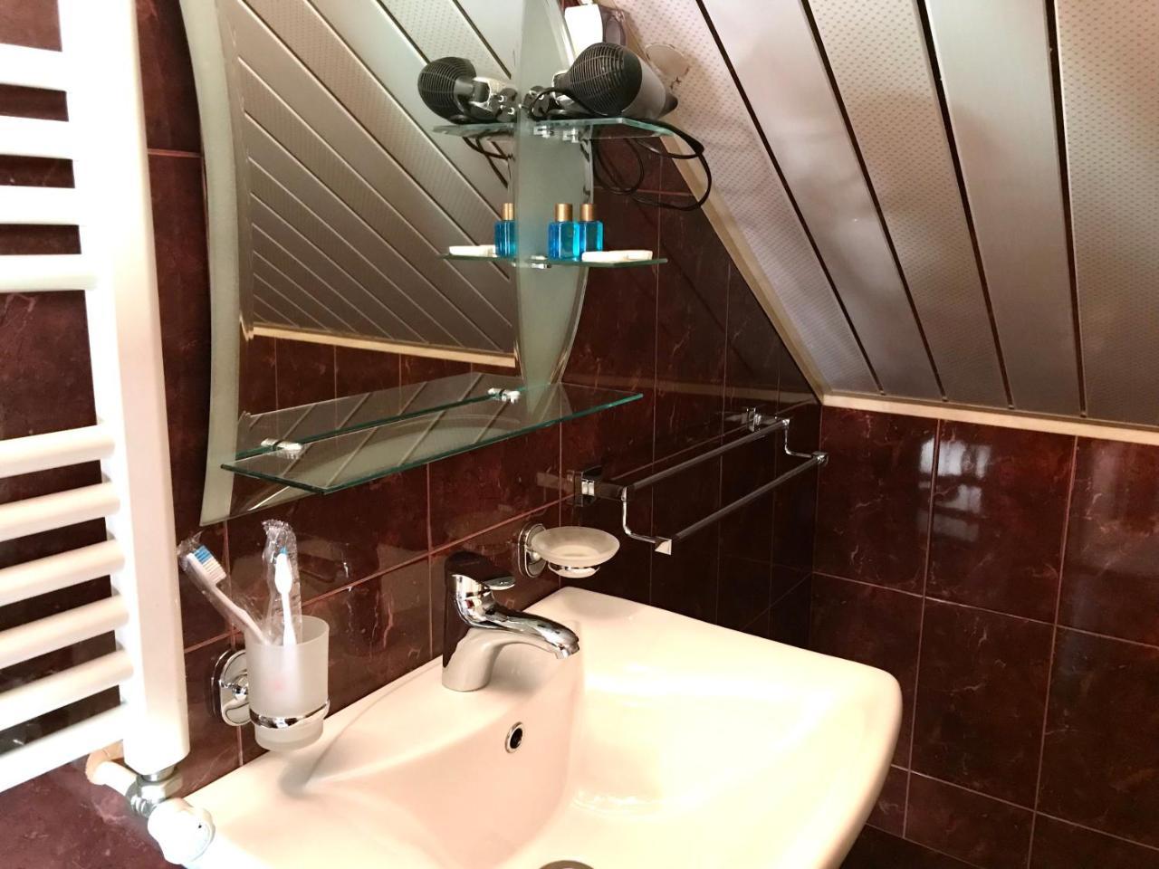 Hotel Aragvi Mtsʼkhetʼa Екстериор снимка