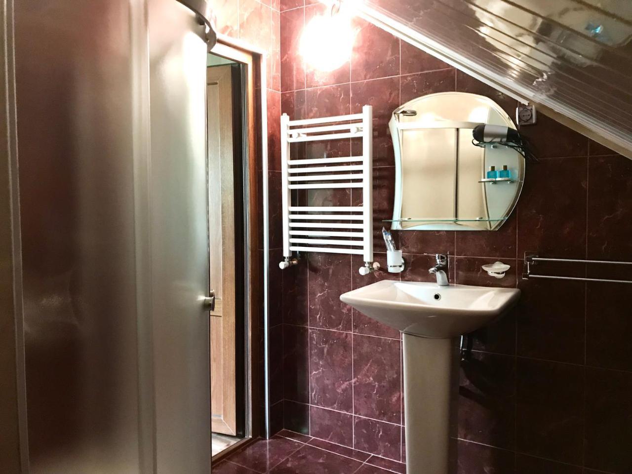 Hotel Aragvi Mtsʼkhetʼa Екстериор снимка